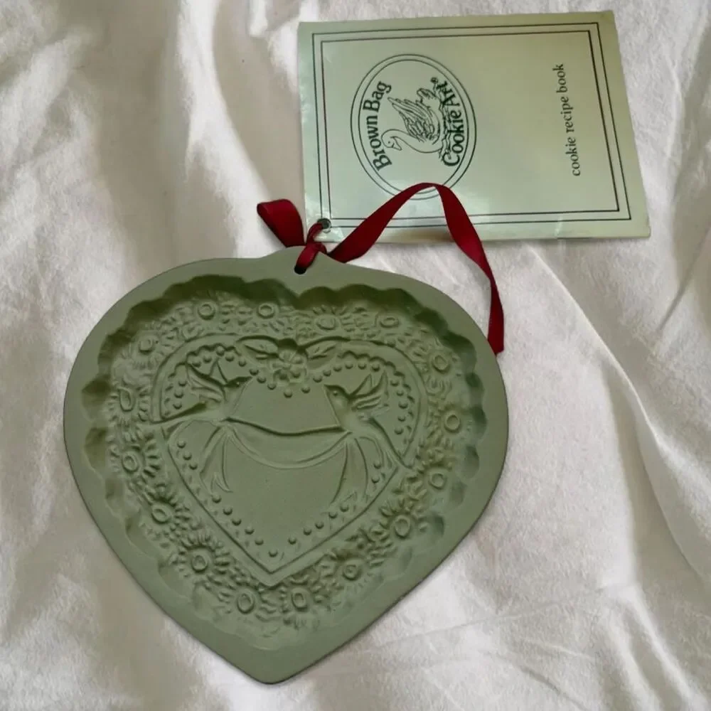 Vintage Cottage Farm House Boho Brown Bag Cookie Art Heart Shaped Cookie Cutter